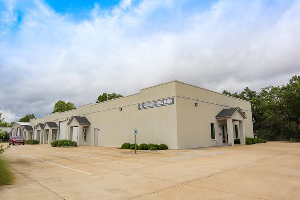 Climate Controlled Office Warehouse near I-12: 10221 Patriot Dr, Baton Rouge, LA 70816